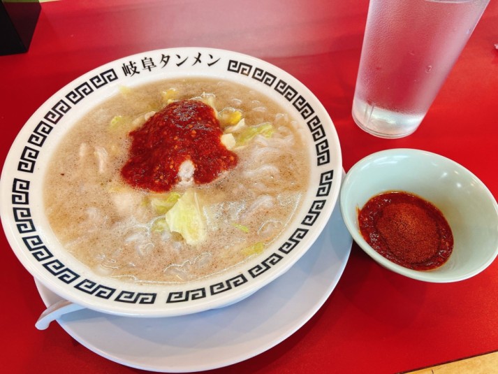 愛知 岐阜タンメン 長久手店の岐阜タンメン デス辛をぴーちゃんさんが3 90kmと辛ジャッジ 辛メーター