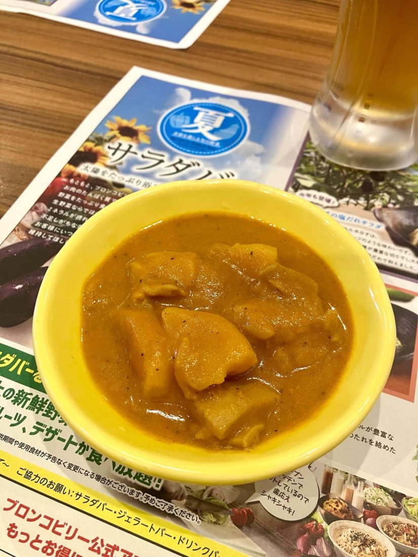 コクうま！バターチキンカレー 0.24KM - ステーキハウス
