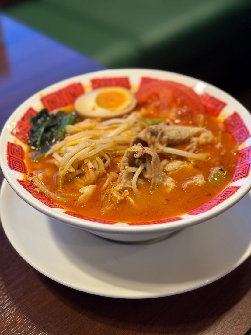 送料無料 日本 3辛 豚肉もやしのスタミナ麻辣湯 2.59KM 坂戸泉町 バーミヤン - モンステラ・ポトス